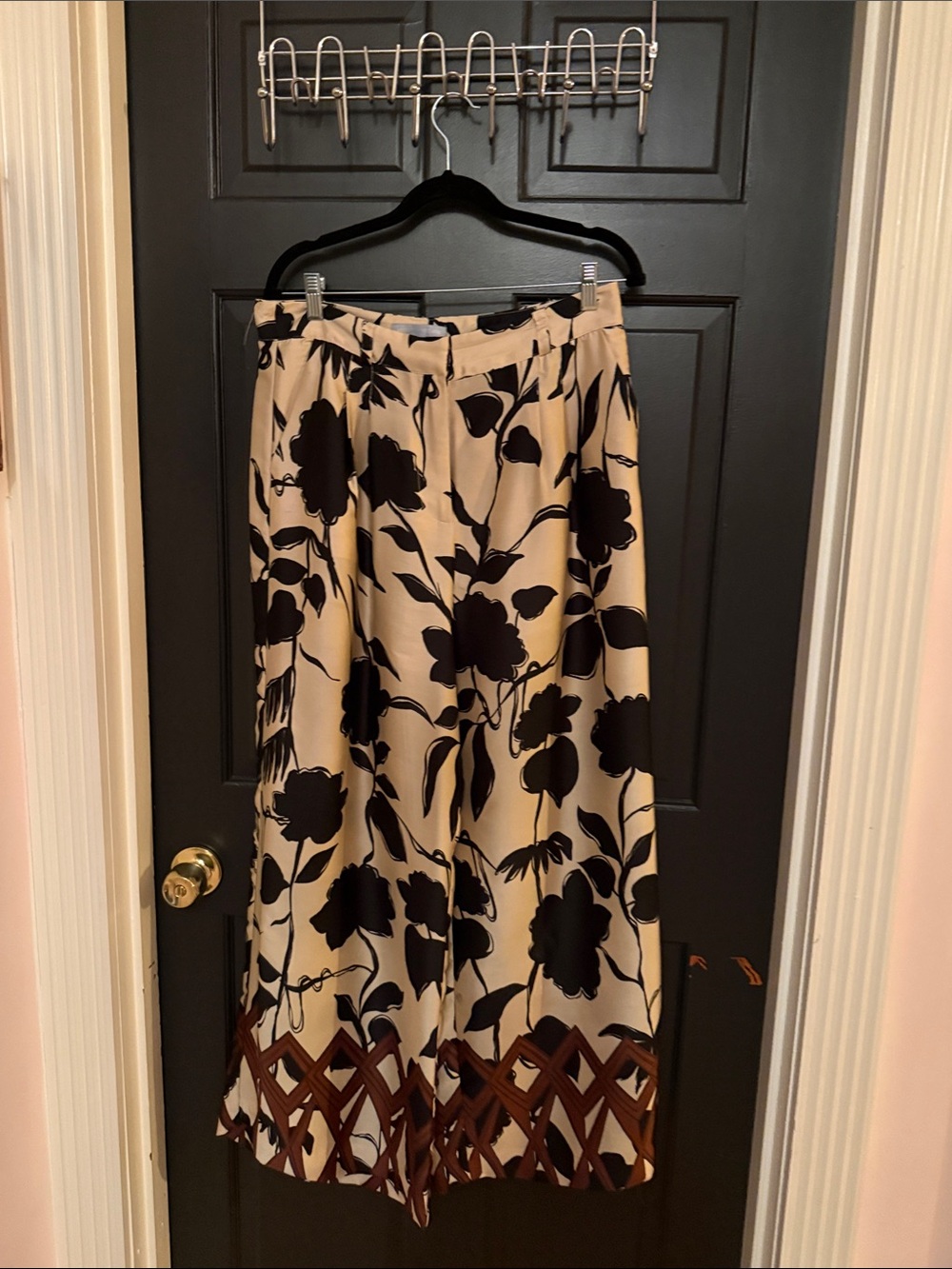ANTONIO MELANI Beige wide leg slacks with Black Floral Print